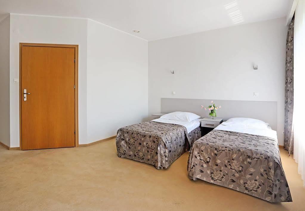 Hotel Brzoza Esterno foto